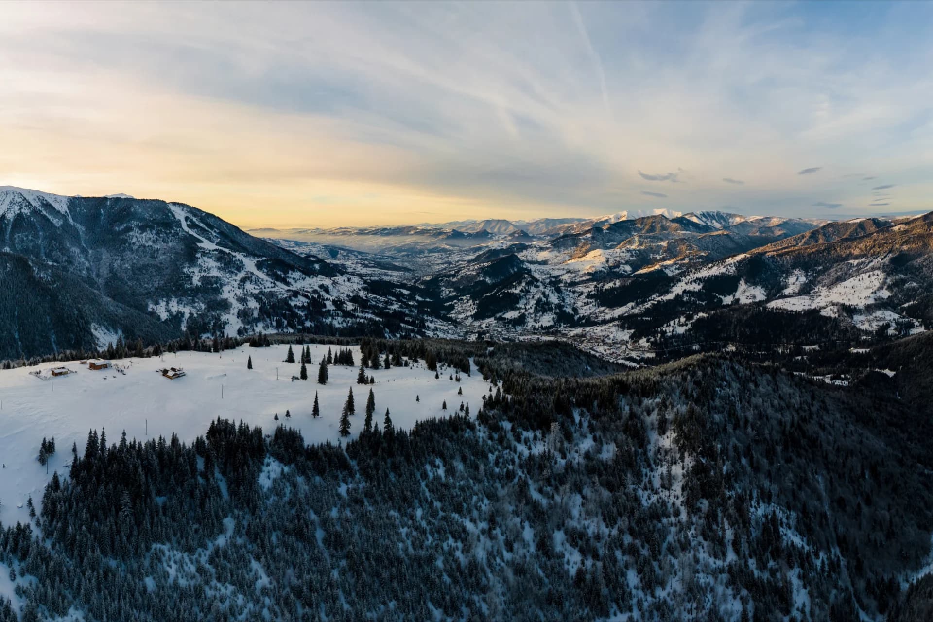 Sustainable Hiking: Minimizing Your Impact on Mountain Ecosystems